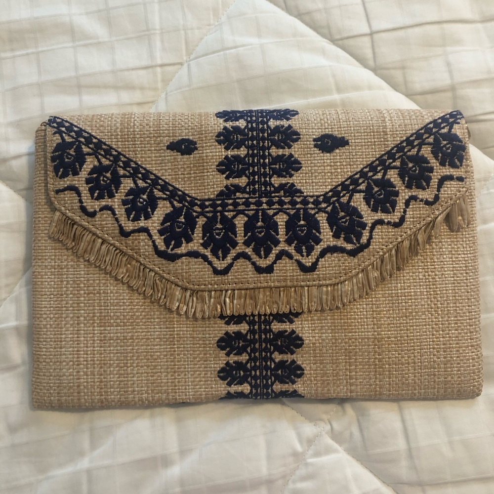 Stella & Dot summer clutch